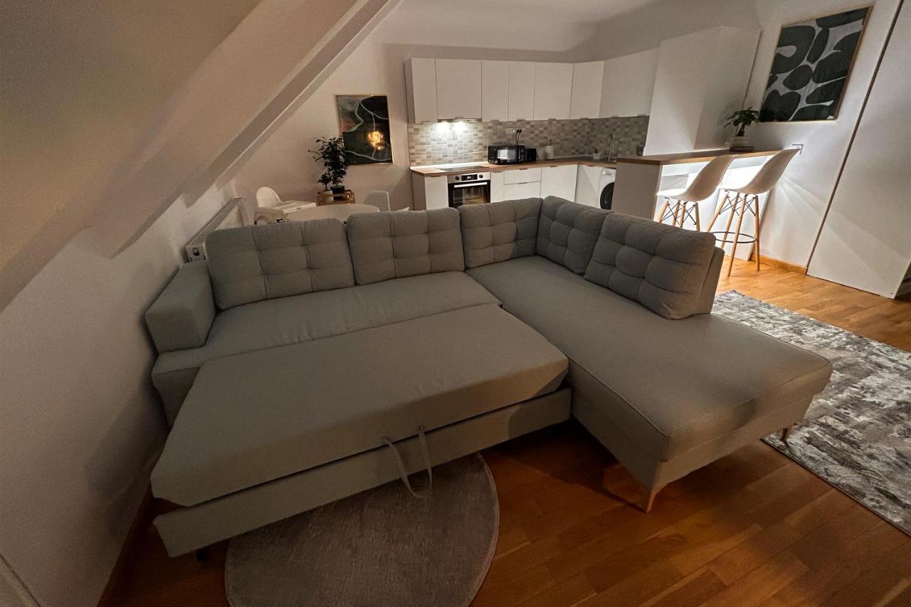 Downtown C22 Lejlighed Bukarest Eksteriør billede