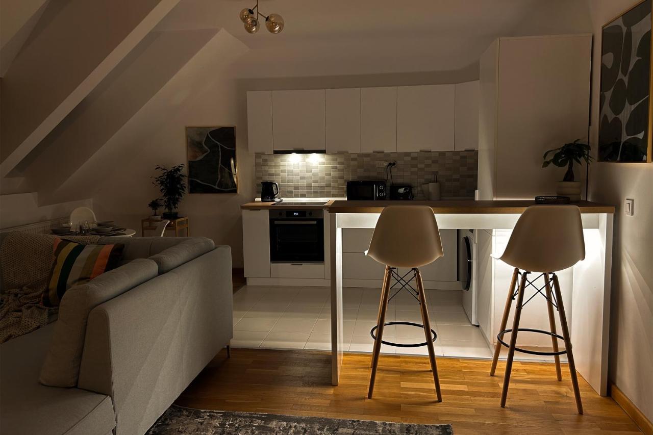 Downtown C22 Lejlighed Bukarest Eksteriør billede
